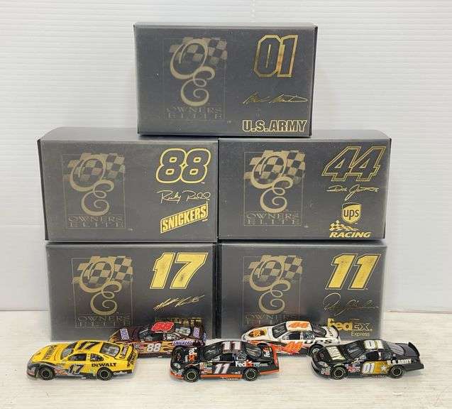 (5) Owners Elite 1:64 Scale Stock Cars: #44 Dale Jarrett, #17 Matt ...