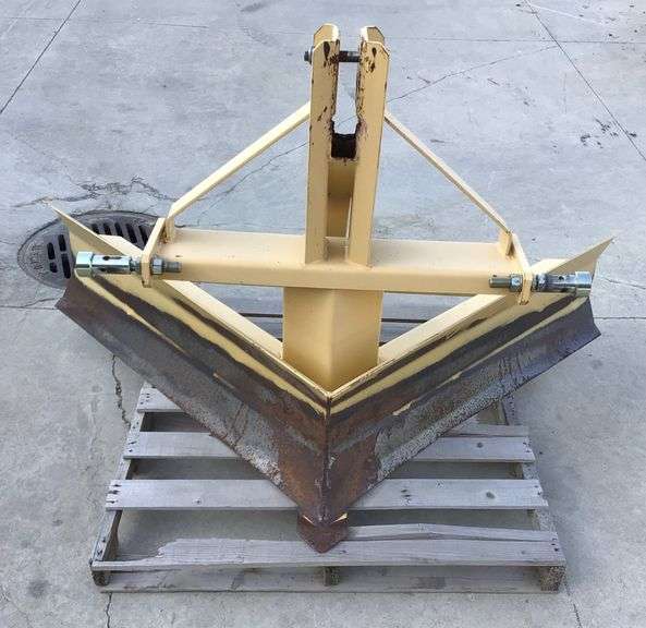 This item Selling ABSOLUTE! ~~~ V-Ditcher, 66"W x 14"H, Cat. 2 to 3 Setup, Cat. 3 Quick Hitch Currently, Excellent Condition, Straight