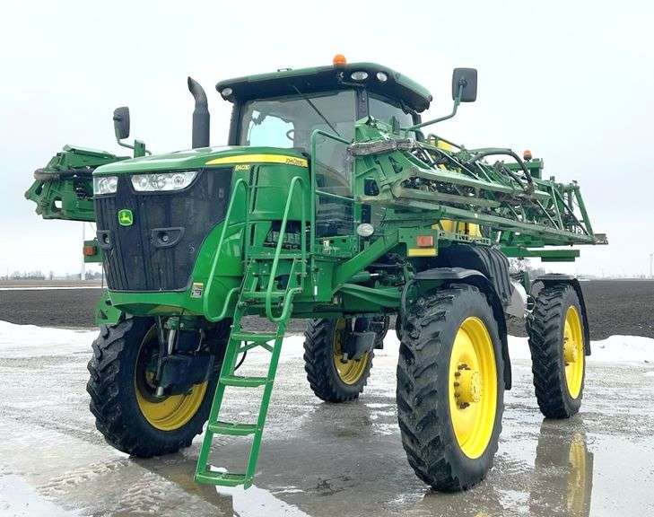 2015 John Deere R4030 Sprayer, (3450 Hours), 90' Boom, 20" Spacing, 850-Gallon Tank, 4-Sets of Tips, Autosteer and Section Control, Simon Innovations Accu Volume Tank Sensor, Nice Sprayer, Does Not Use Def