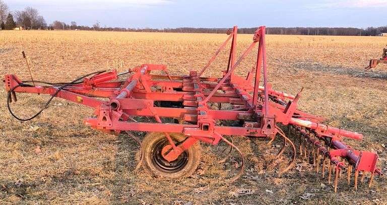 This item Selling ABSOLUTE! ~~~ Field Cultivator, 14', Rear-Tine Leveler, Rear Hitch, Selling As Is