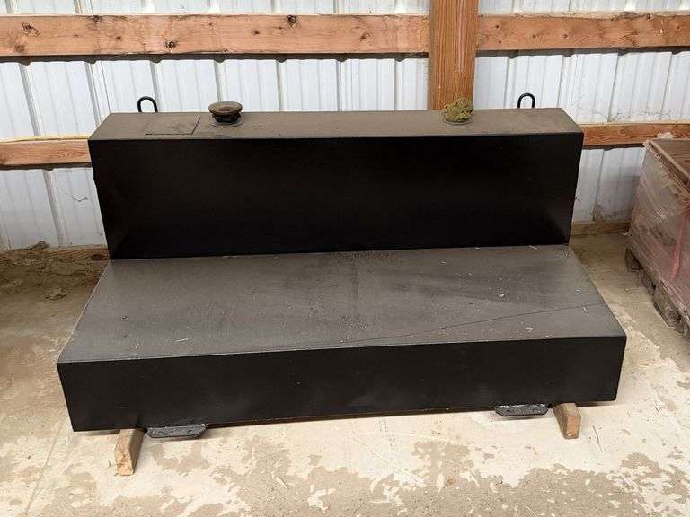 This item Selling ABSOLUTE! ~~~ 100-Gallon Fuel Tank, No Rust