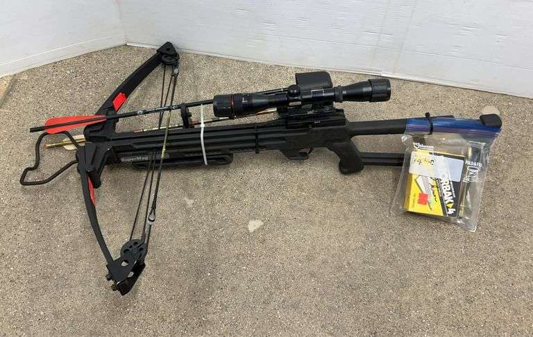 Horton Super Mag Crossbow, 2-Bolts with Holder, New Strings, Extra Broadheads, TN1019