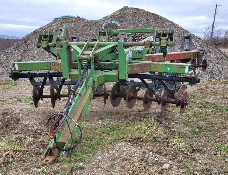 Brent Chisel Plow