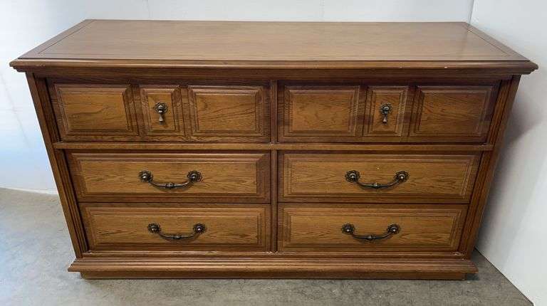 Bassett Furniture Dresser