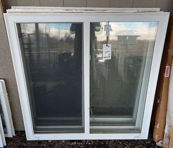 (3) Vinyl Windows, Sliders - Albrecht Auction Service
