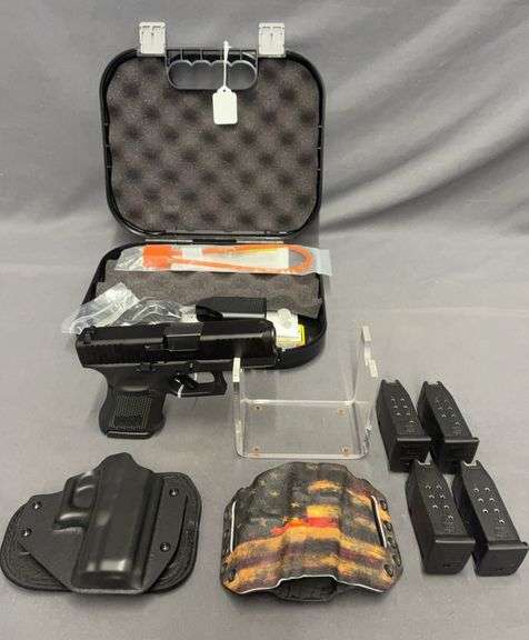 Glock 29 Gen 5 Pistol 10mm: (5) 10-Round magazines, (1) Holster OWB, (1) Velcro backed holster, TN00430
