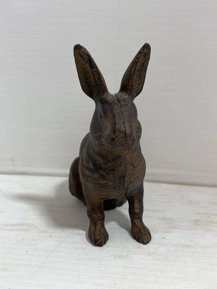 Rusty Coloured Rabbit Older Cast-Iron Rust-Colored Rabbit Figurine - Albrecht Auction Service