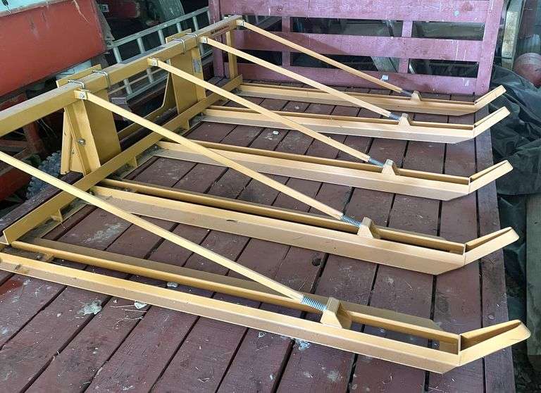 Rocky Mountain Bale Sweep Square Bale Loader Skid Steer Mount, 8-Bale Capacity, Like New, Go to RockyMountainBaleSweep.com for Video