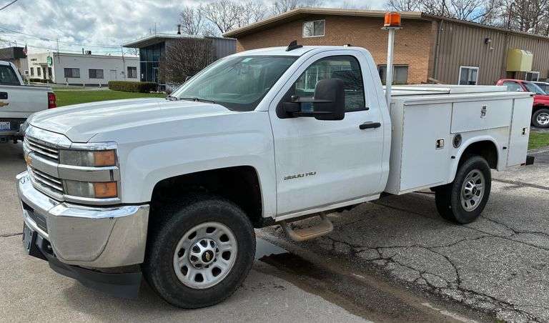 2015 Chevrolet Silverado 3500 Service Truck, (235,993 Miles), 6.0L V8, Automatic Transmission, 110V Inverter, Southern Truck (No Rust), Runs and Drives Great, Cold AC, RWD, Single Rear Wheel, Drives Straight, Good Tires and Brakes, Clean and Clear Title, NOTE: See Questionnaire Pictures for Additional Information, Cash or Bank Wire Only, Subject to a $15 State of Michigan Title Fee and 6% Sales Tax Unless Otherwise Exempt