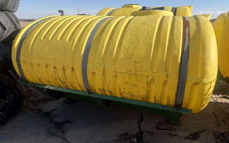 This item Selling ABSOLUTE! ~~~ 750-Gallon Tank from a Planter ...
