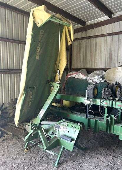 2019 Krone ECR320 Disc Mower, 10' 4" Cutting Width, Fits Quick Hitch, 540 PTO, Works Great