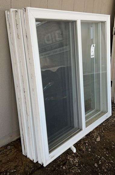 (3) Vinyl Windows, Sliders - Albrecht Auction Service