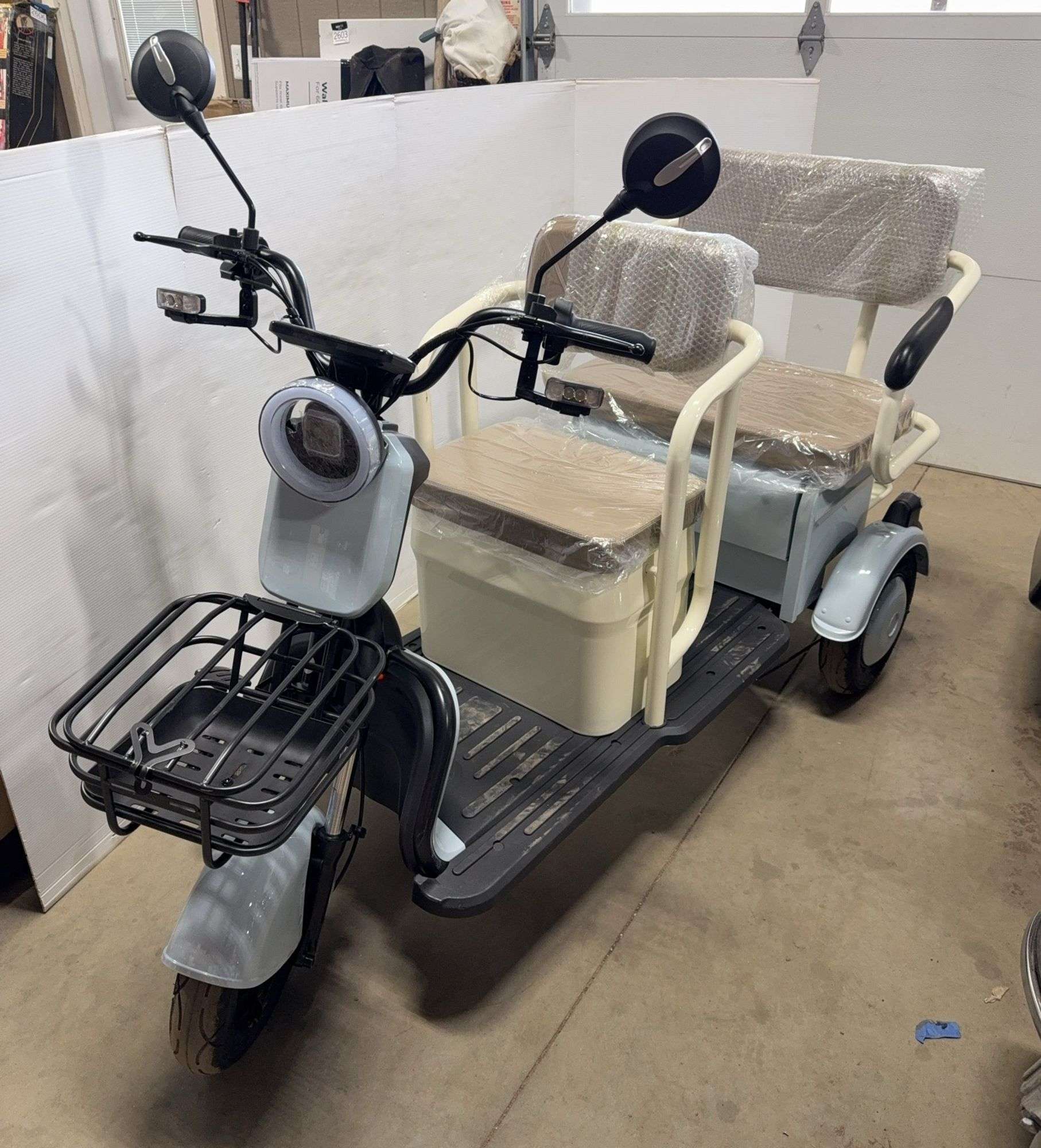Brand New 2025 Compact 3-wheel 2-passenger Electric Tricycle