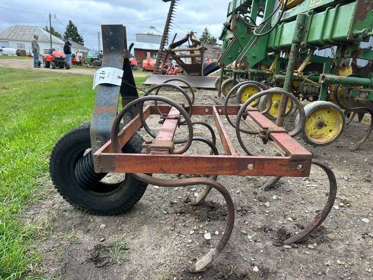 Category 0 3-pt. Cultivator, 30" wide
