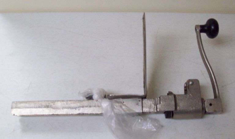 Countertop Can Opener