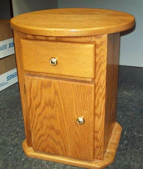 Round End Table