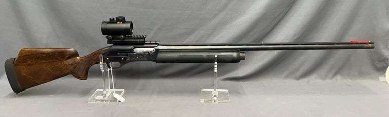 Remington 1100 Trap 12-Gauge, Engraved, Red Dot, Nice Walnut, TN00797
