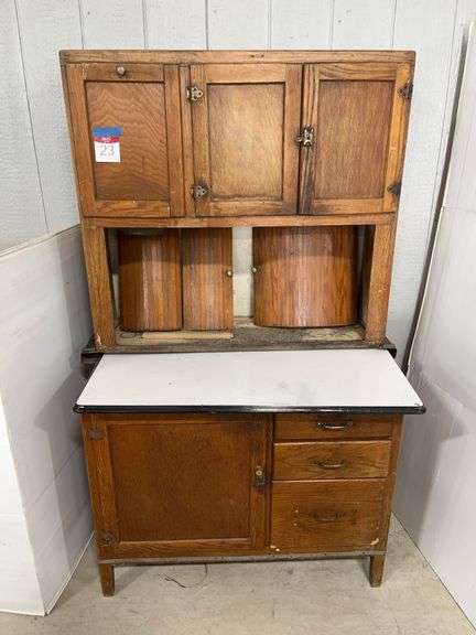 Hoosier Cupboard, Original Finish