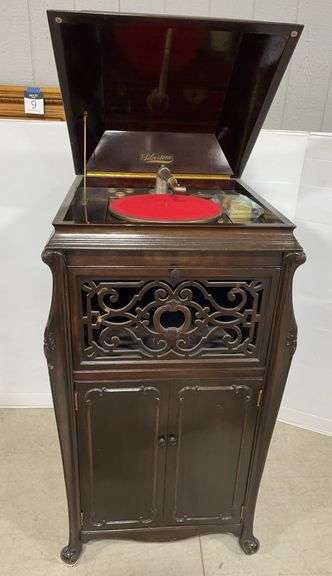 Antique Pre-1920 Silvertone Upright Victrola Record Player, Mahogany Stain Color, Includes Needles