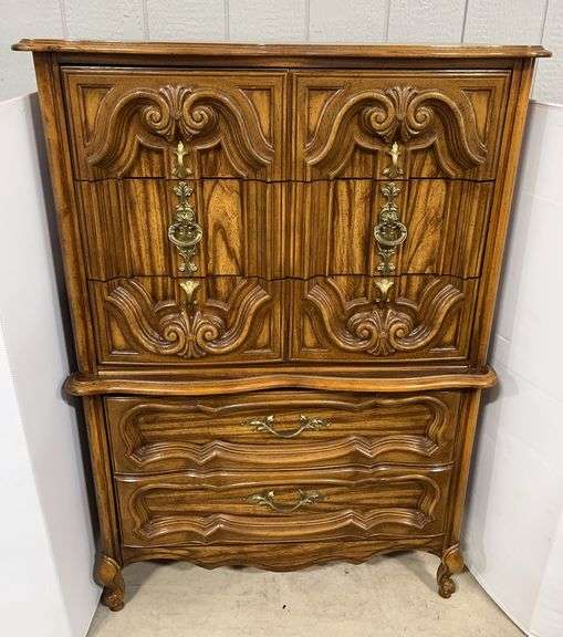 Older 4-Drawer Dresser