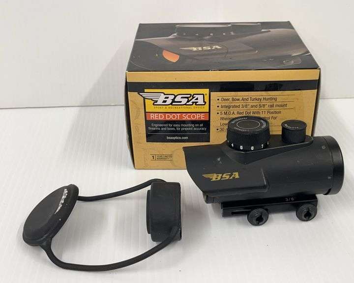 BSA Sport & Recreational Optics Red Dot Scope, Model RD30, Integrated 3/8" and 5/8" Rail Mount, 5 M.O.A. Red Dot with 11 Position Rheostat Brightness Control, TN418
