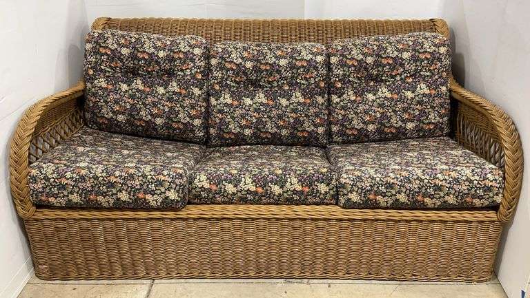 Wicker Couch with Pull-Out Bed with Cushions