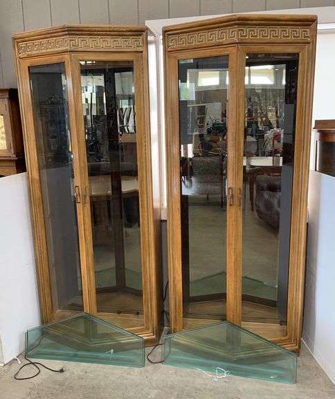 Set of (2) Drexel Furniture Wooden and Full Glass Display Cabinets with Glass Shelves