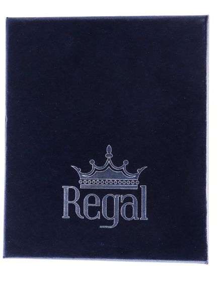 The Regal Quad flame table top lighter in light brown leather, with side mounted trigger, over-sized flame adjuster, high capacity fuel tank and all shipped in an attractive gift box... Is truly an amazing torch.