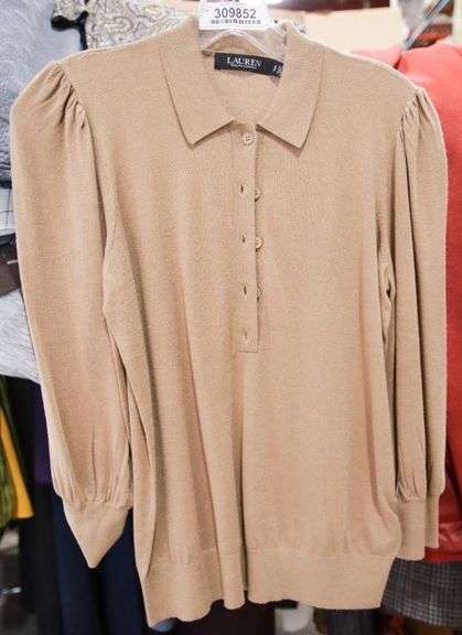 Ralph Lawren Size Small Sweater
