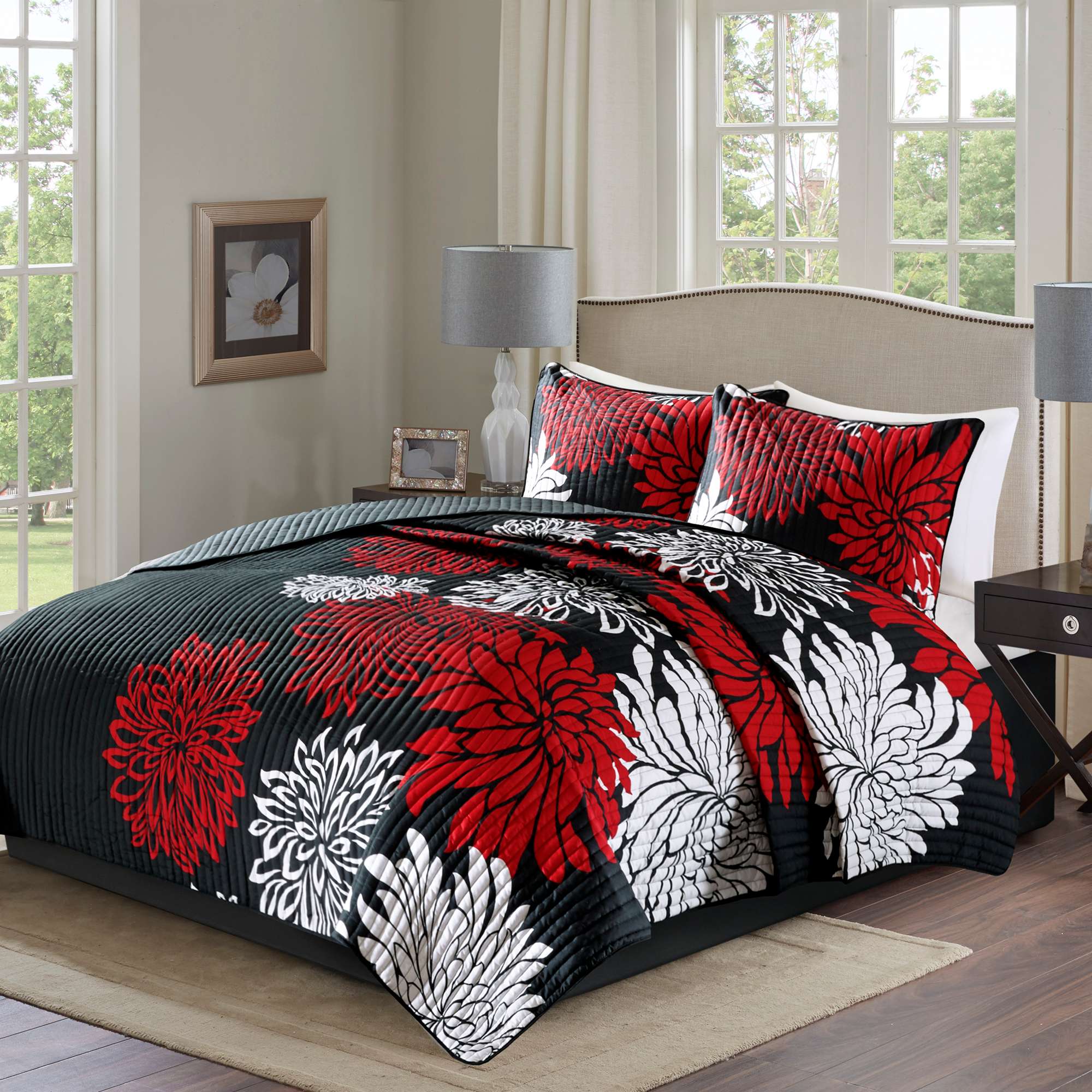 Comfort Spaces Enya 3 Piece Reversible Coverlet Set  King/Cal King  Red/Black
