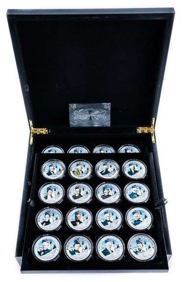 45 Pc Set - US Presidents - .999 Fine Silver Leaf Medallions- Deluxe Storage/Display Case. Includes Trump