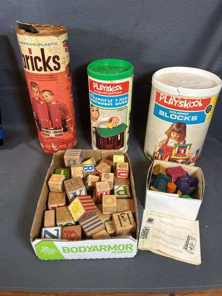 Vintage Building Blocks & Lincoln Logs