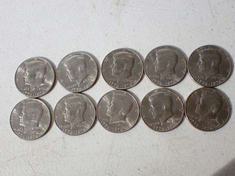 Collection of Bicentennial Kennedy 1/2 Dollar Coins.  $5.00 face value