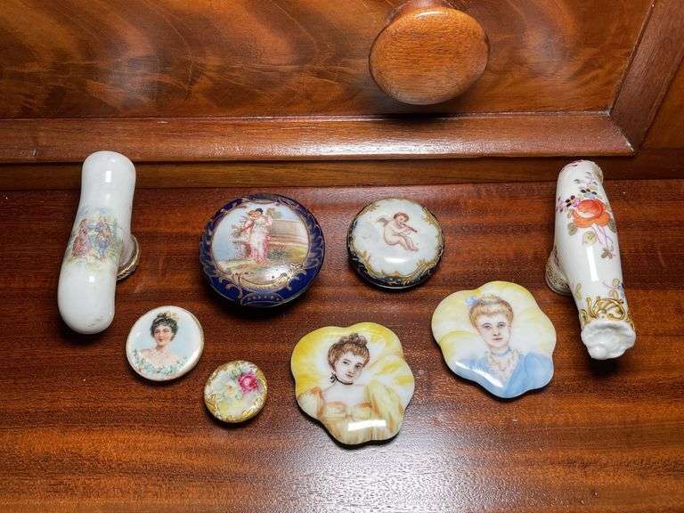 Porcelain drawer pulls and buttons