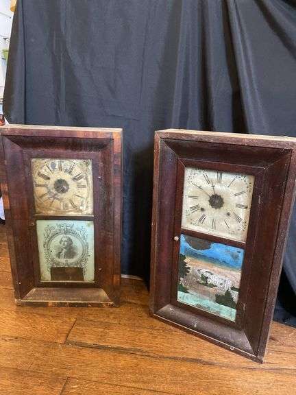 Early Mantle Weighted Pendulum Clocks