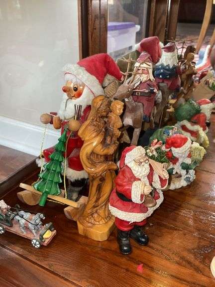 Wood collectible Santa’s