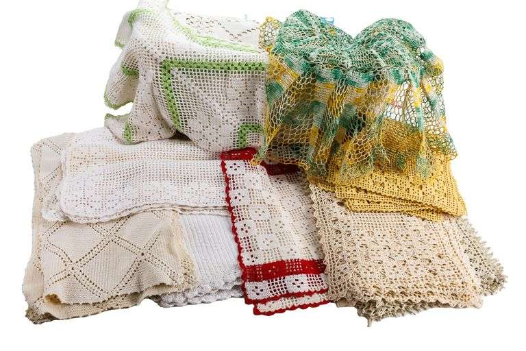 Handmade Crocheted Tablecloths and Placemats