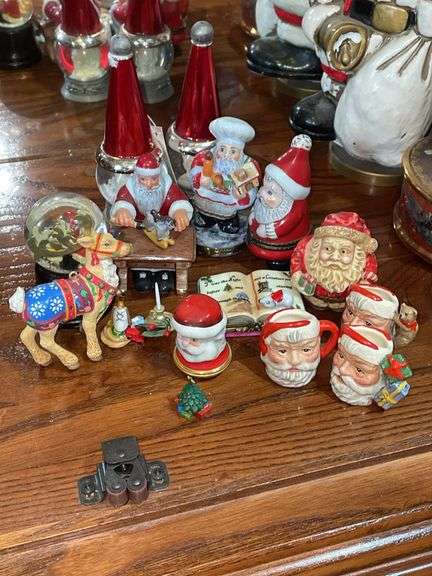 Santa Trinket Boxes