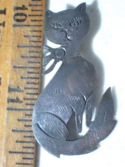 Vintage Navajo Simon Yazzie Cat Native Sterling Silver Pin Brooch Pendant