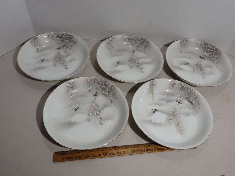 Japanese Kutani porcelain serving bowls with Cherry Blossoms and lovebirds, set of 5 - MINT