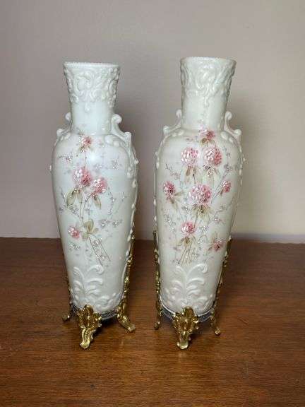 Wave crest vases