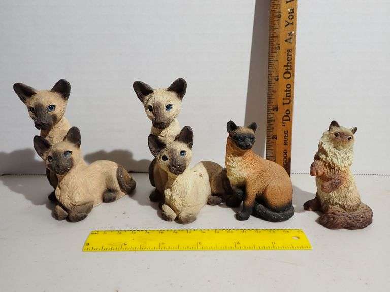 Stone Critters Siamese 1987 - Resin Siamese - Standing Furry Kitten