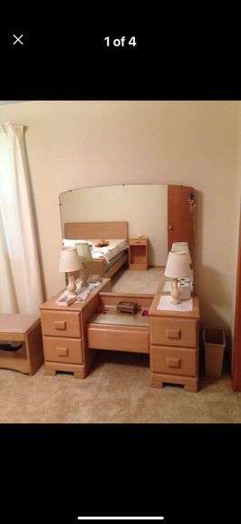 MCM Vanity/Mirror 2 pc