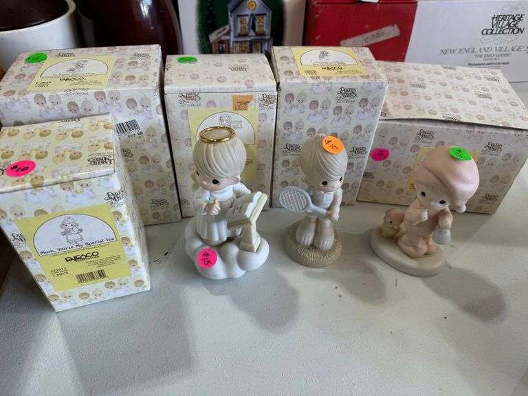 Precious Moments Figurines