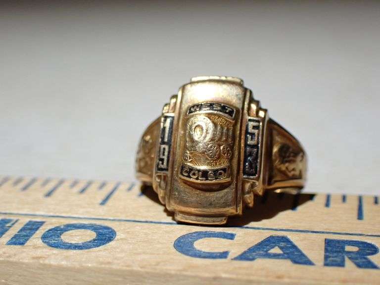 10k Gold Class Ring from 1953. Size 5.