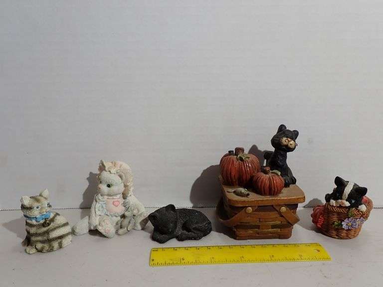 Collection of Kittens - Excellent condition.