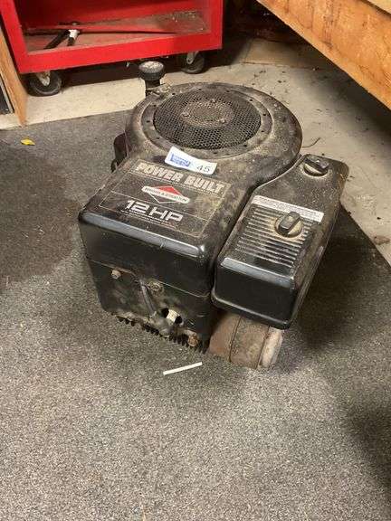 Briggs & Stratton 12 HP Engine