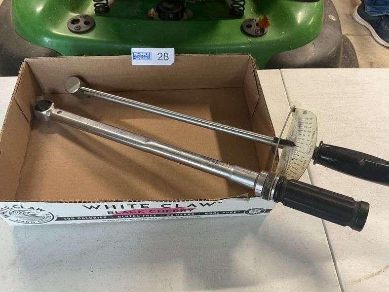 2 Torque Wrenches
