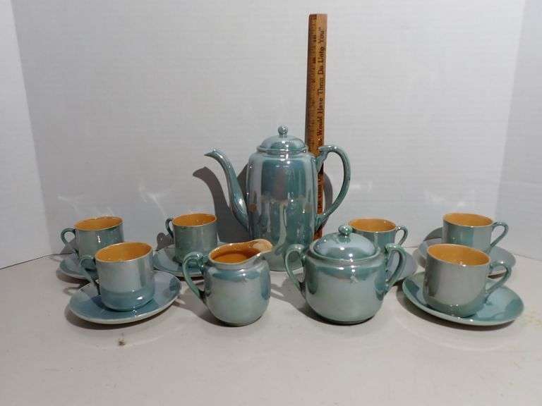 Beautiful RS Japan 17pc (Service for 6) Lusterware Tea Set