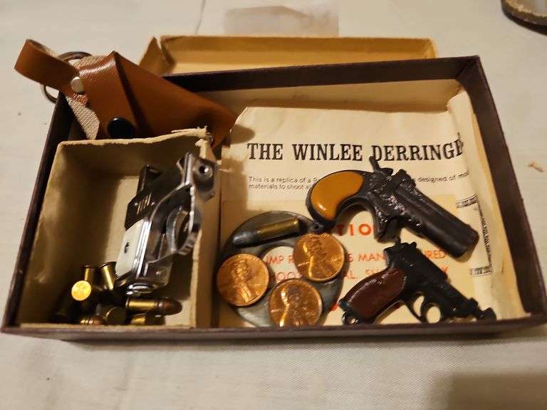 Winlee Derringer, Lighter, etc.